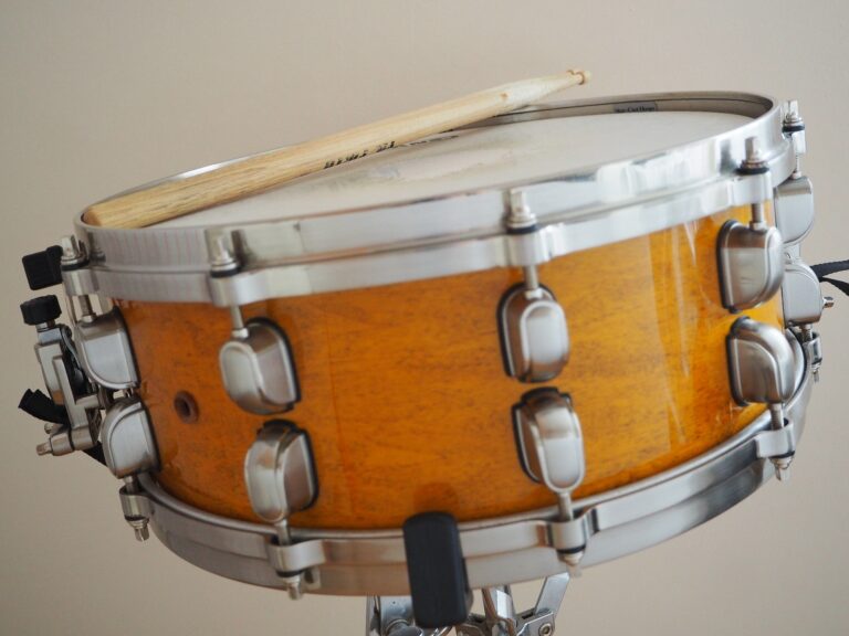 WALL DRUMMING